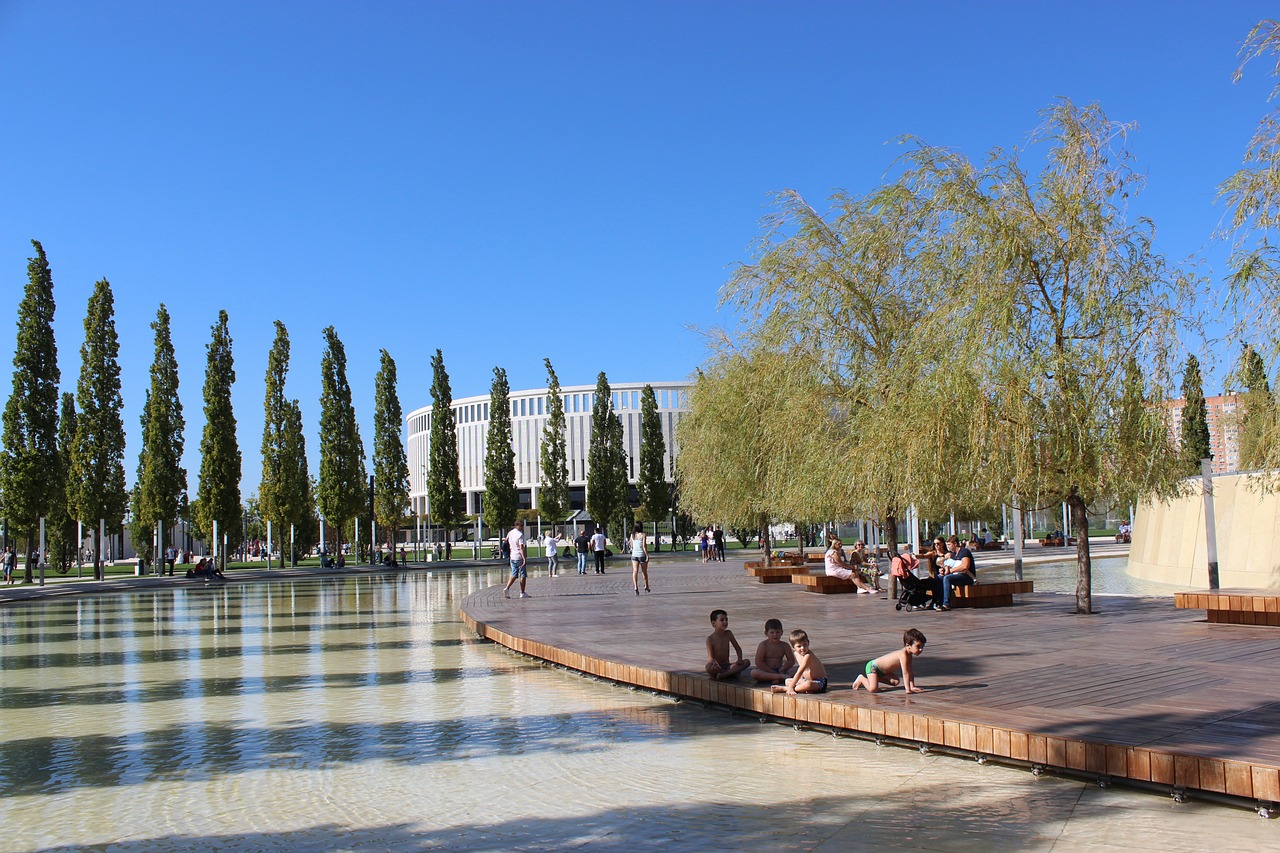 背后因素 背后因素